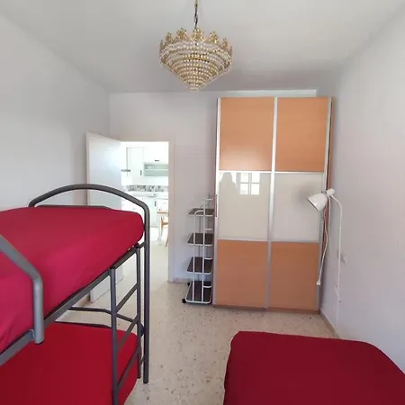 Fantastico Piso Con Ascensor En La Vina,cadiz, A 1 Min De La Playa De La Caleta *
