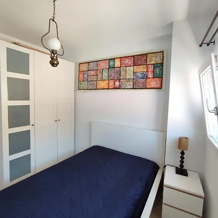 Appartamento Fantástico Piso Con Ascensor En La Viña,cádiz, A 1 Min De La Playa De La Caleta