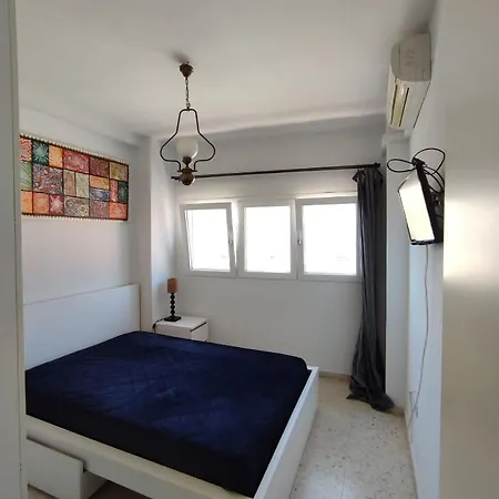 Fantástico Piso Con Ascensor En La Viña,cádiz, A 1 Min De La Playa De La Caleta * Cadice